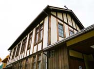 ���O�ꋳ��